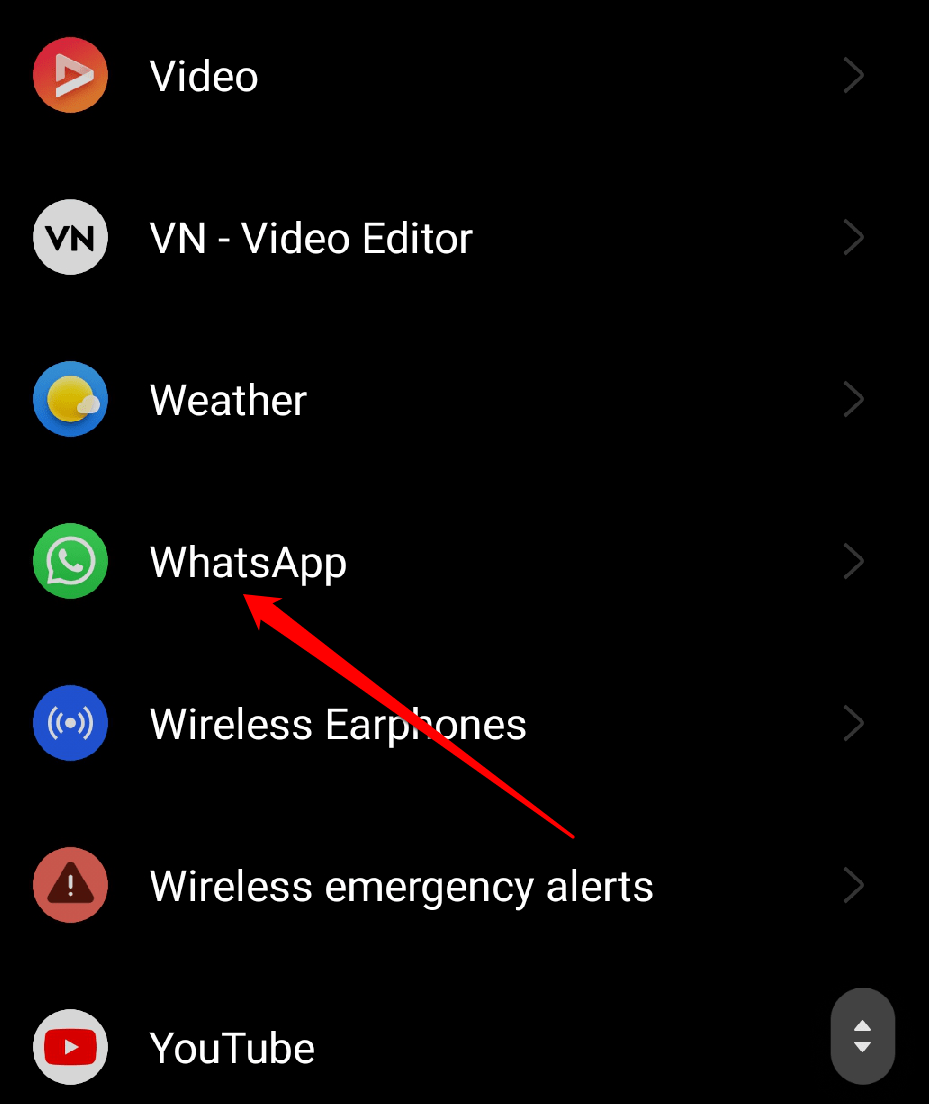 Выберите WhatsApp.