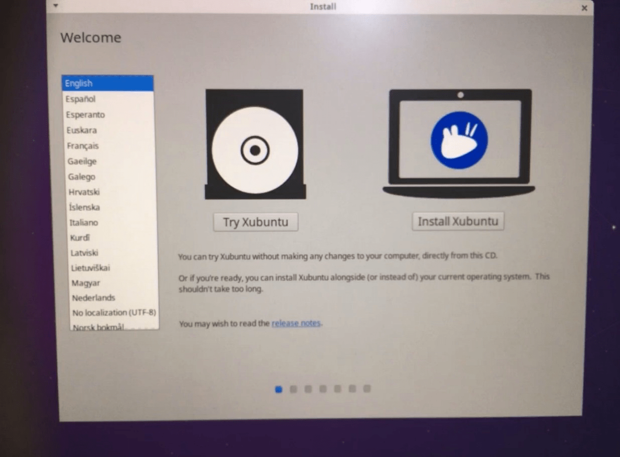 На экране появился экран Xubuntu, и у вас есть два варианта на экране. Попробуйте Xubuntu Установите Xubuntu